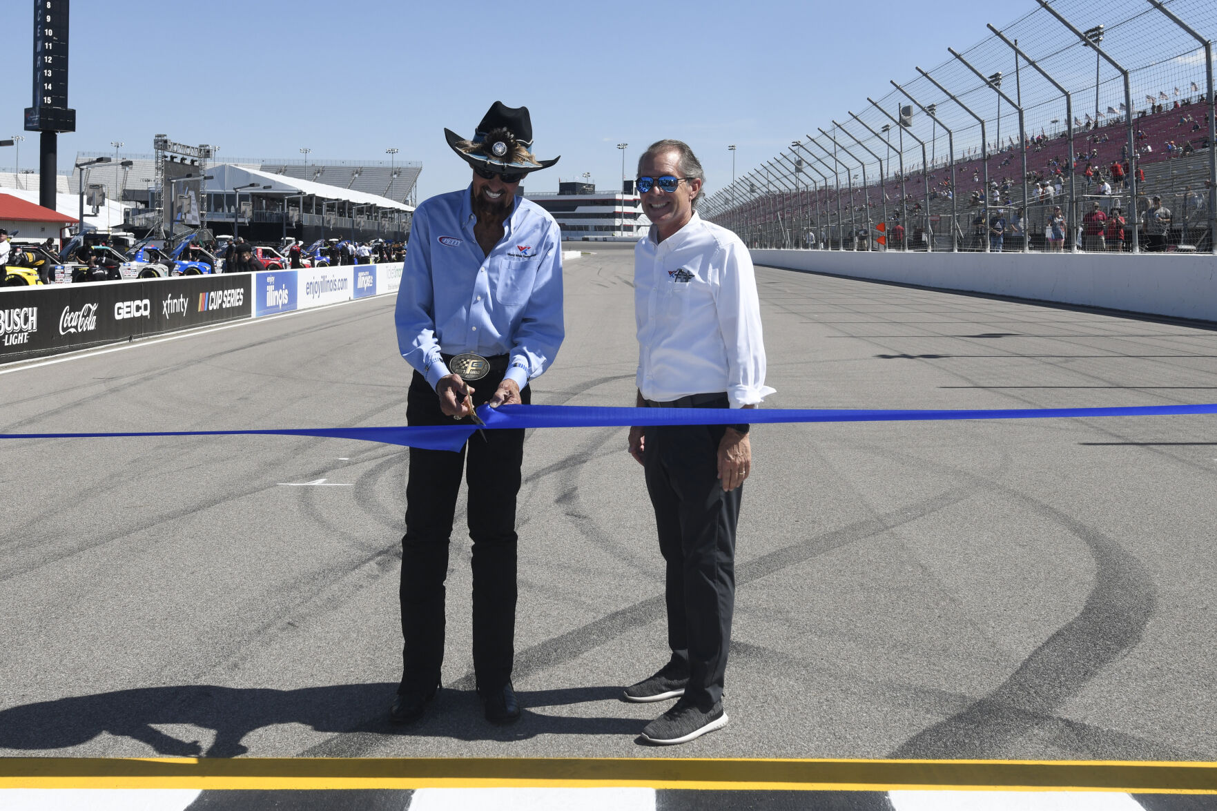 AUTO: JUNE 03 NASCAR Cup Series Enjoy Illinois 300 Presented by TicketSmarter